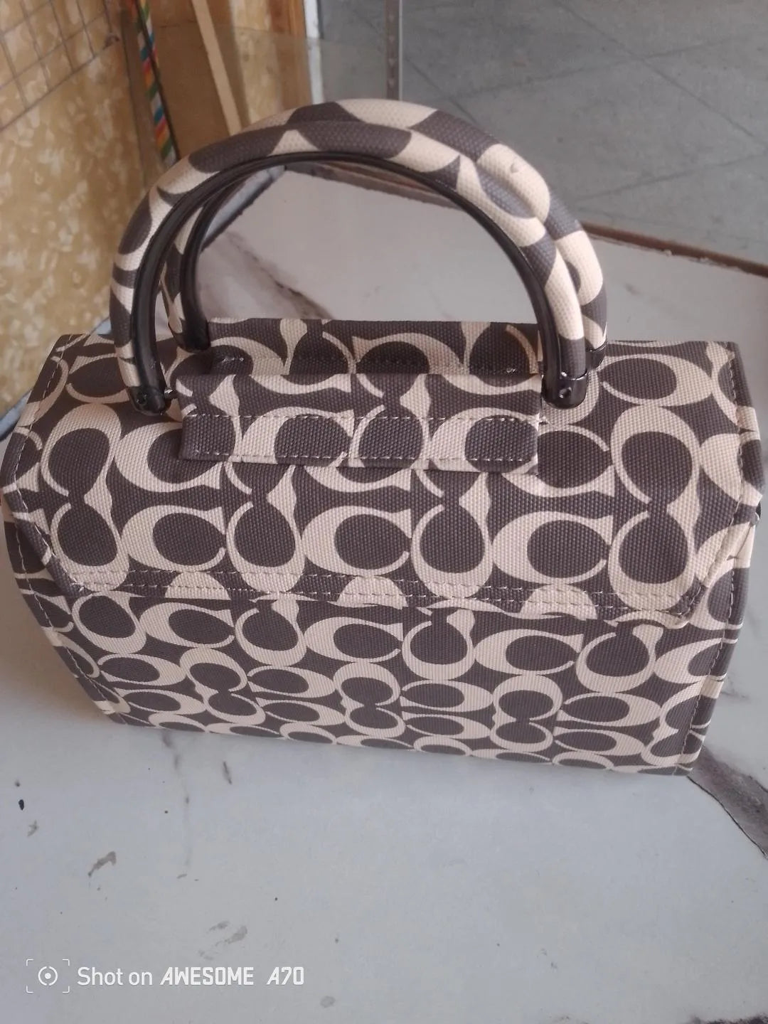 Elegant Premium Leather Handbag For Women - Timeless Everyday & Party Wear Purse
