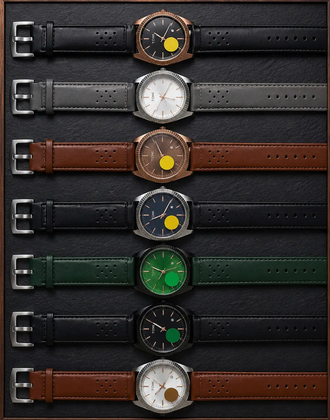 Men's Stylish Multicolor Leather Strap Watch with Working Date Display