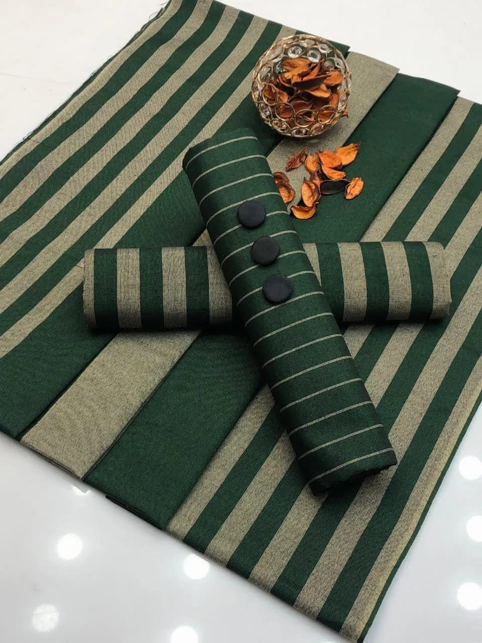 Emerald Grace – 3-Piece Luxury Swiss Lawn Collection
