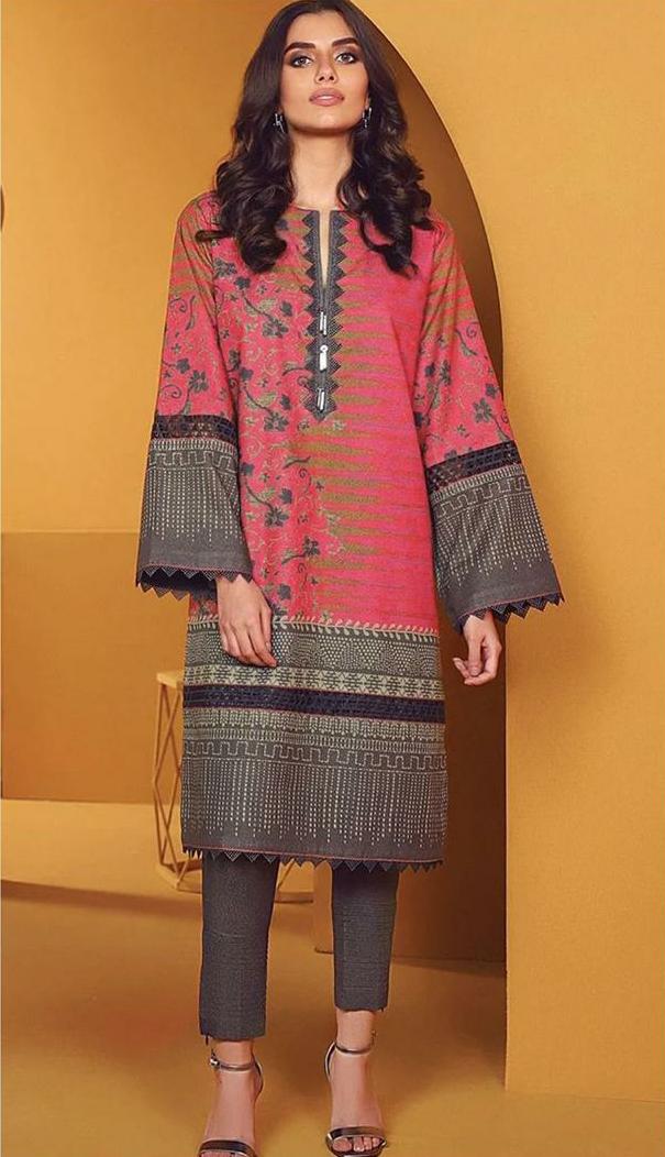 Summer Bloom – 3-Piece Digital Printed Lawn Suite