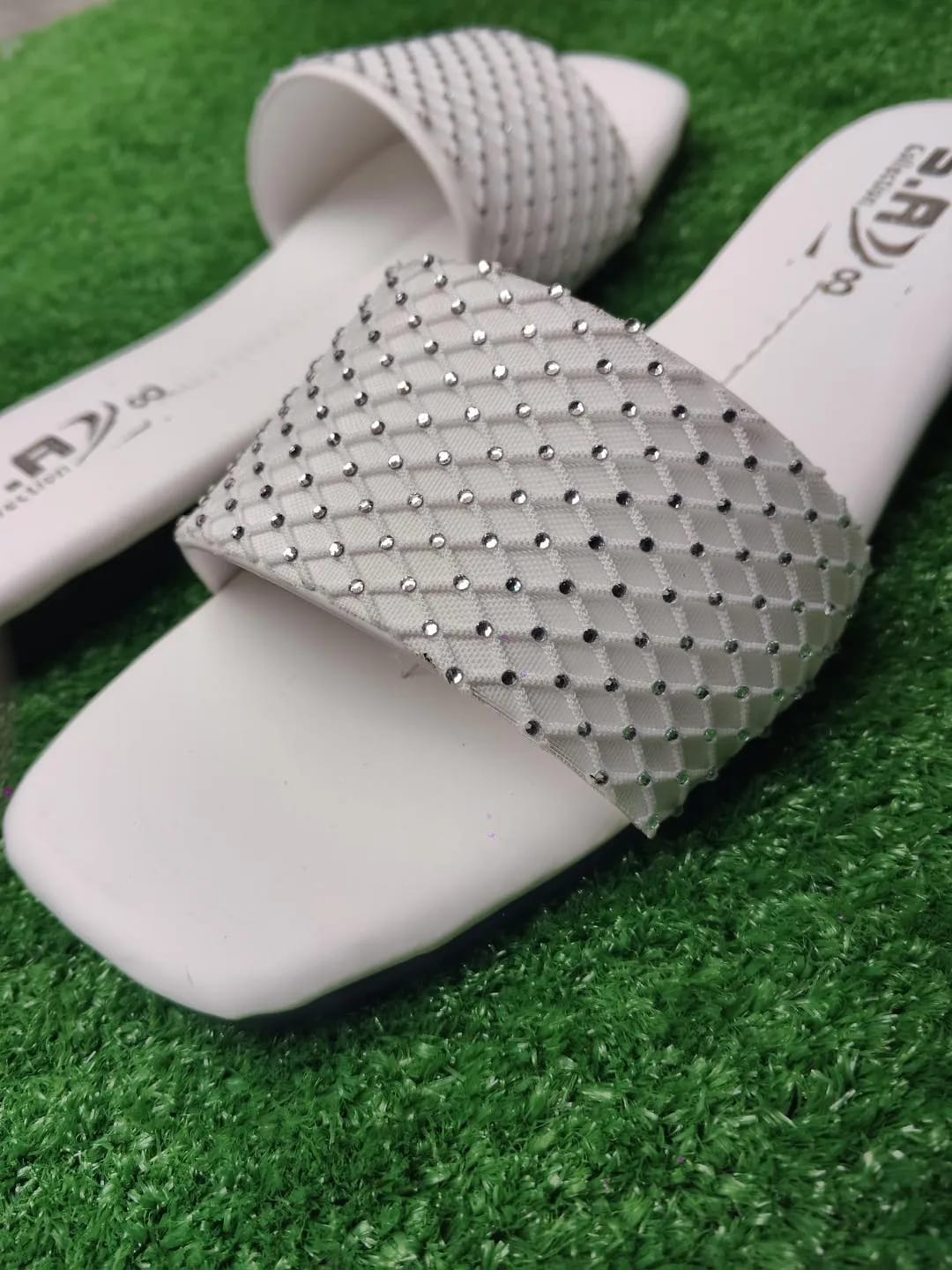 Elegant White Rhinestone Synthetic Leather Flats For Women - Fancy & Formal Footwear