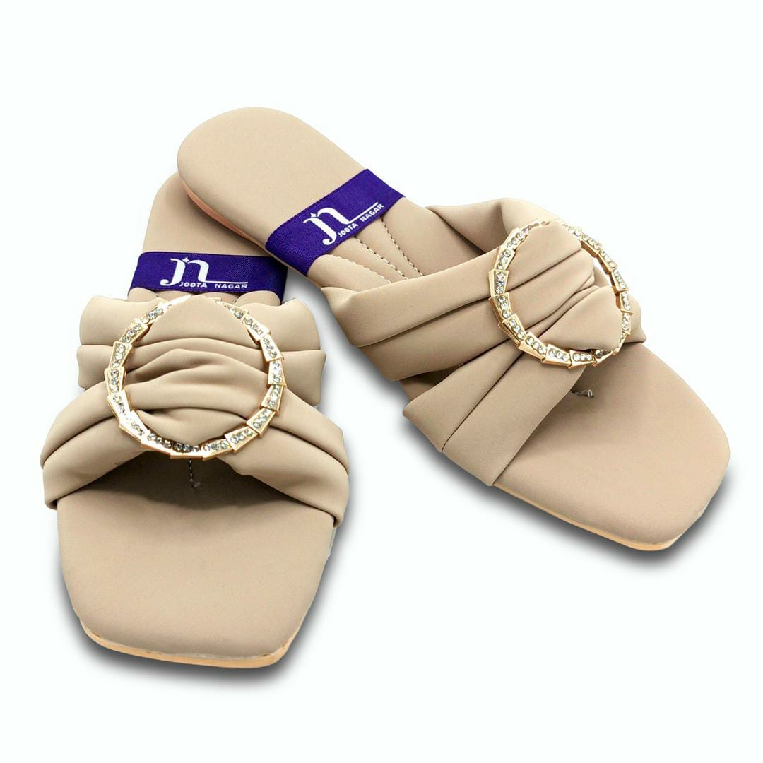 High Quality Ivory Plain Rexine Fancy Flats For Women - Elegant & Versatile Footwear