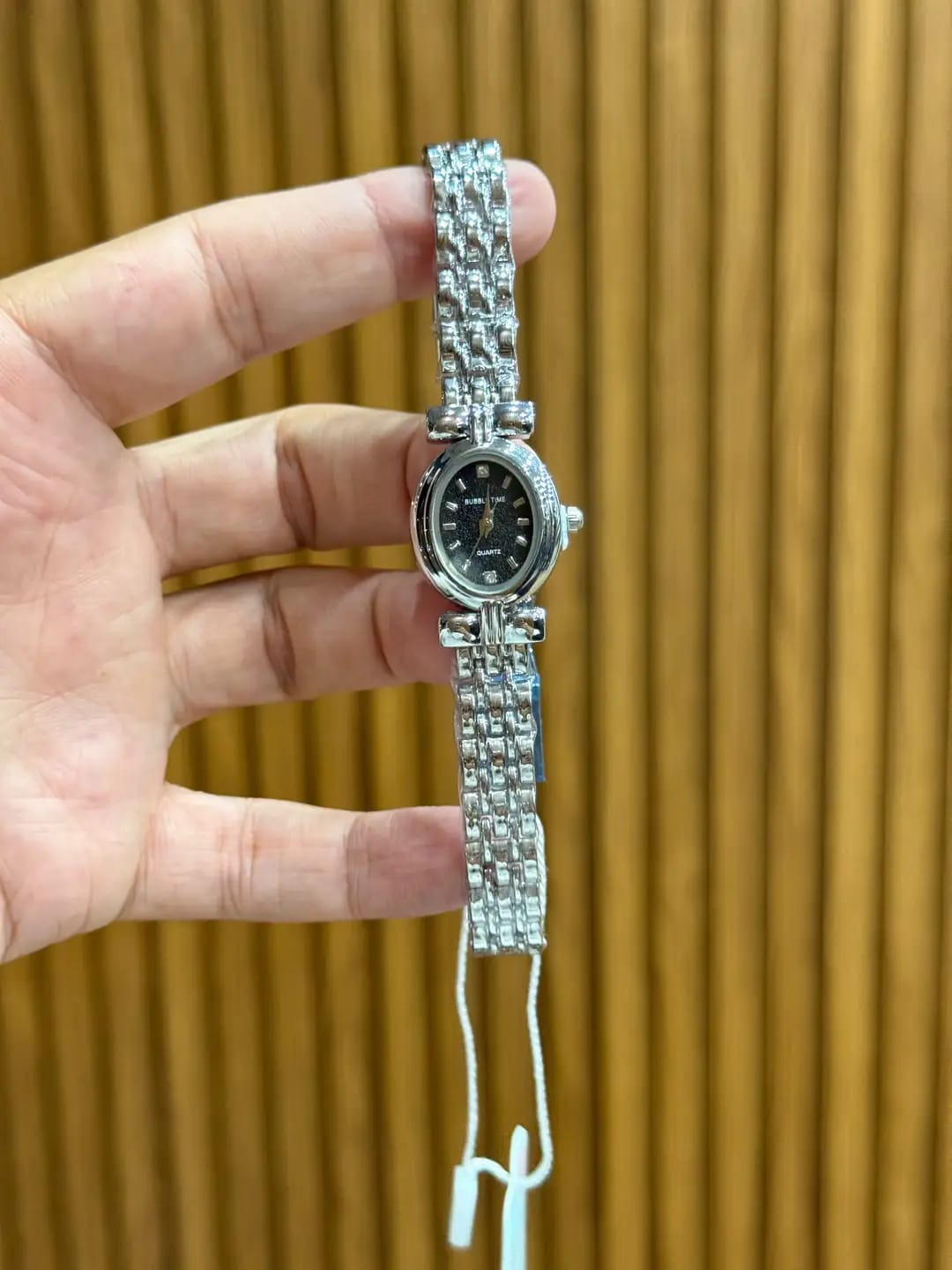 Classic Women's Stainless Steel Chain Watch - Round Dial Wristwatch (White, Black, Turquoise)