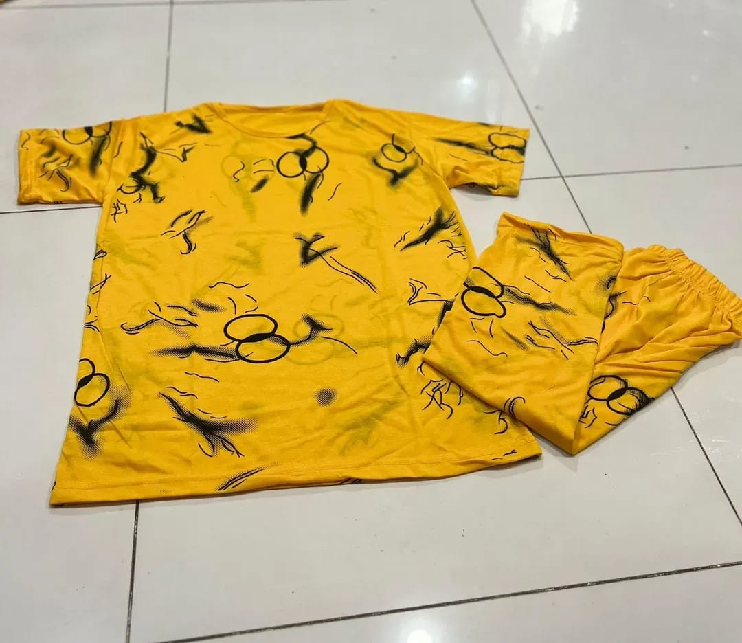 Women's 2-Piece Yellow Printed Jersey Nightwear Set with Shorts / Capri